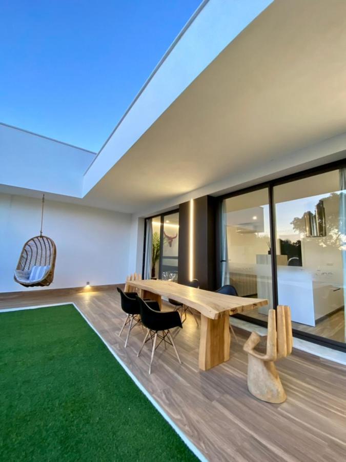 Vista Lago Ville Chiclana de la Frontera Exterior photo
